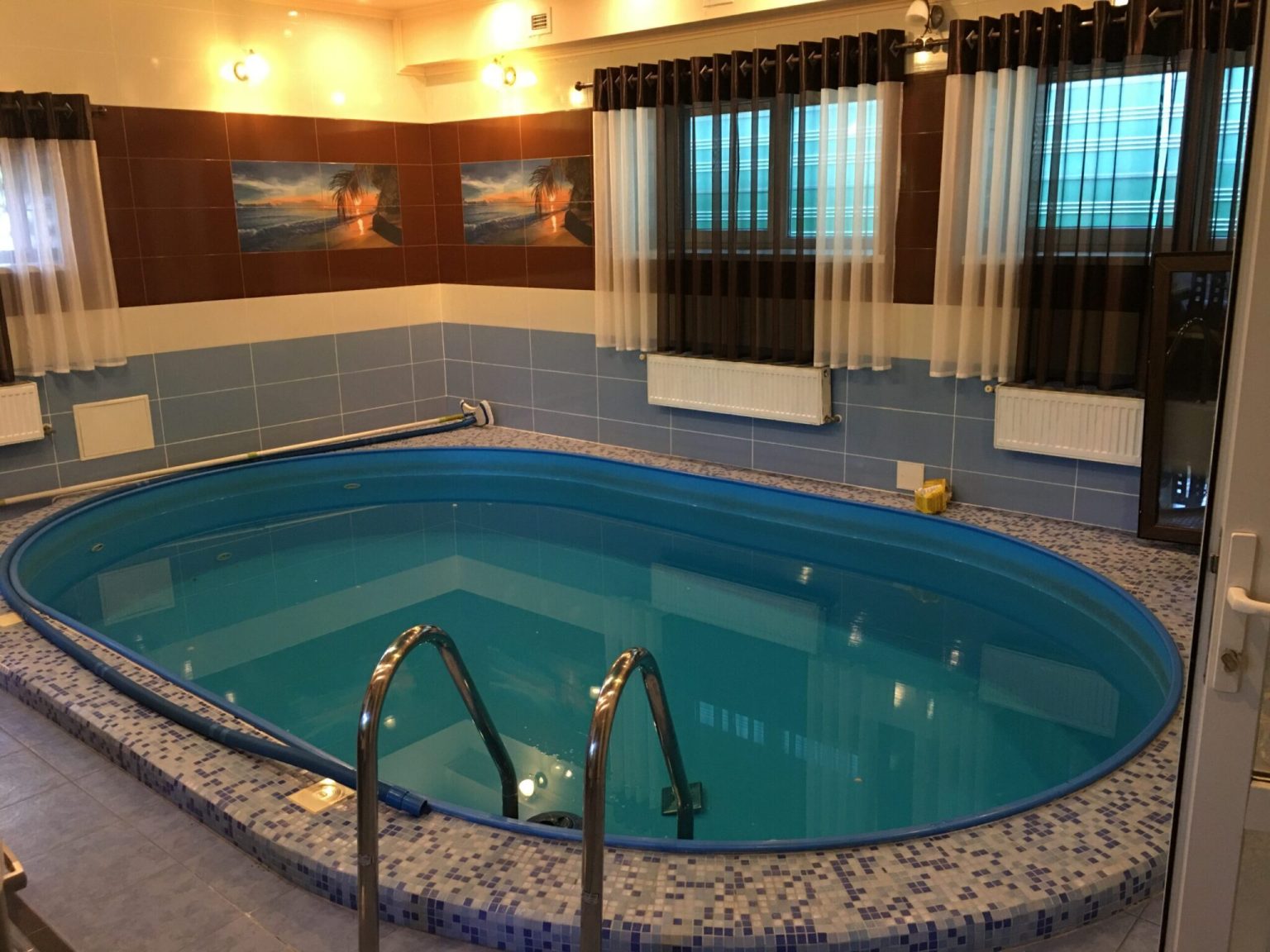 Збірні каркасні басейни